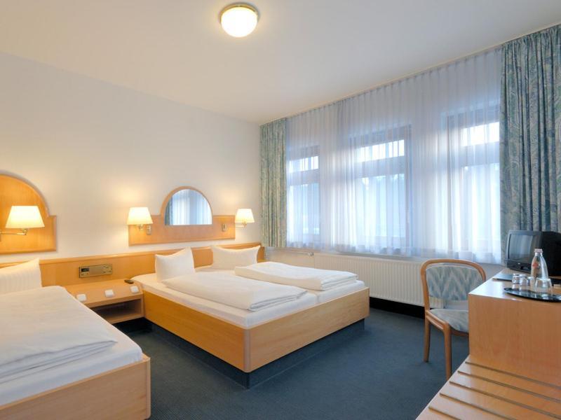 Autobahnhotel Gudow Exterior photo